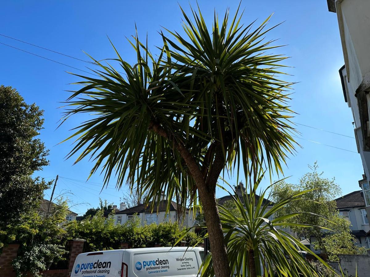 Special Rate For Bookings More Than 7 Nights, Warm Spacious Contractor House Near Liverpool City Centre Sleeps 8 Kitchen & Dining Room, Washing Machine Eksteriør bilde